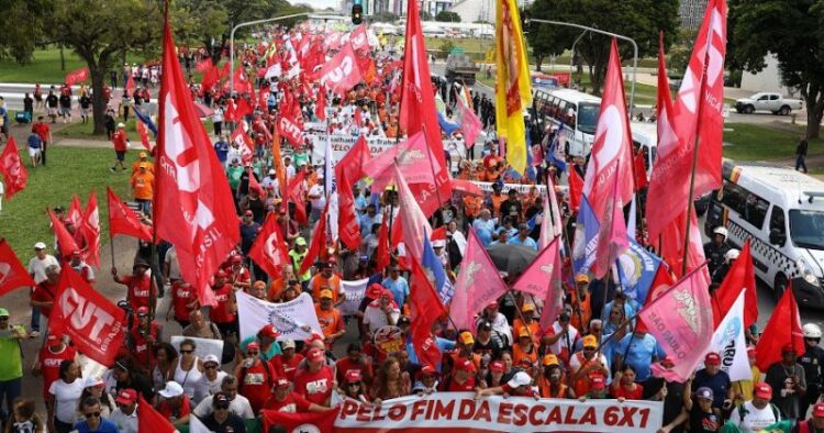 Hoje é dia de ocupar a Paulista e as ruas de quatro capitais pelo fim da escala 6×1 – CUT