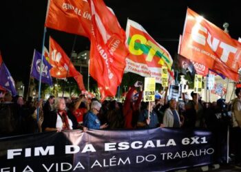 Partidos pedem a retirada da emenda da jornada de 52h e transição de 10 anos da 6×1 – CUT
