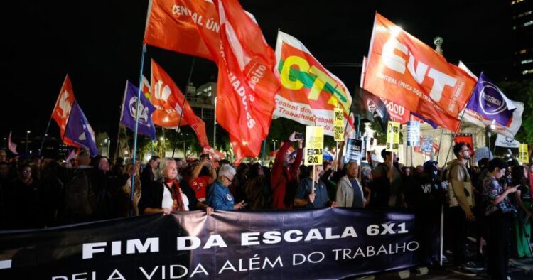 Partidos pedem a retirada da emenda da jornada de 52h e transição de 10 anos da 6×1 – CUT