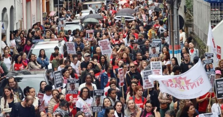 Confetam denuncia demissão de servidores em greve pelo prefeito de Florianópolis
