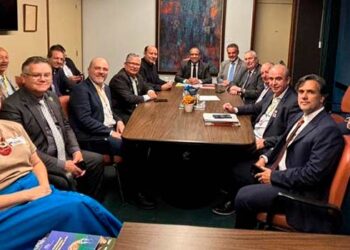 PEC 6×1: Centrais se reúnem com presidente da Comissão do Trabalho da Câmara | Notícias
