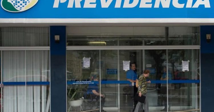 Saiba como fica a aposentadoria especial após o STF decidir pelo fim da idade mínima – CUT